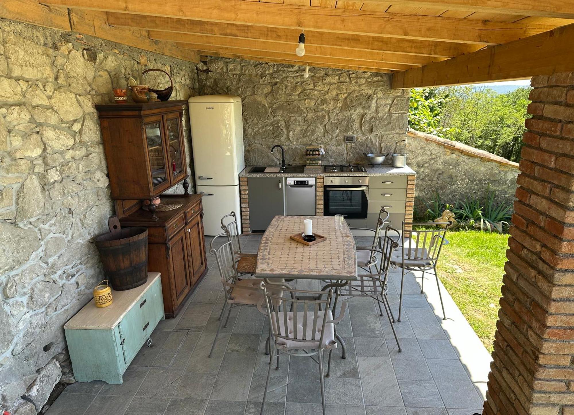 Villa Mavrici, Neighbors Free Бузет Экстерьер фото